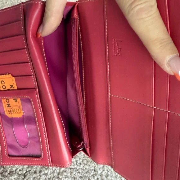 LODIS Vintage EUC Green/Pink Smooth Leather Wallet with Minimalist Design - Picture 12 of 16